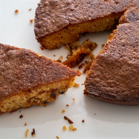 Biscuiterie de Provence Almond and Hazelnut Cake with Figs and Raisins- Flourless