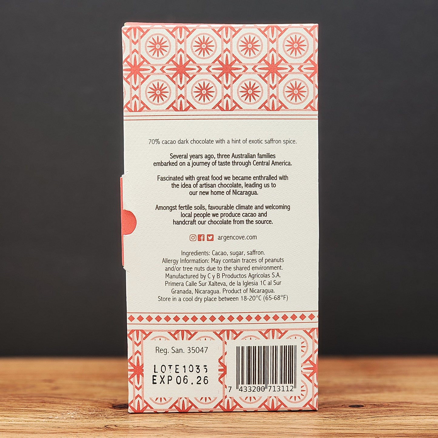 Argencove Saffron 70% Dark Chocolate Bar