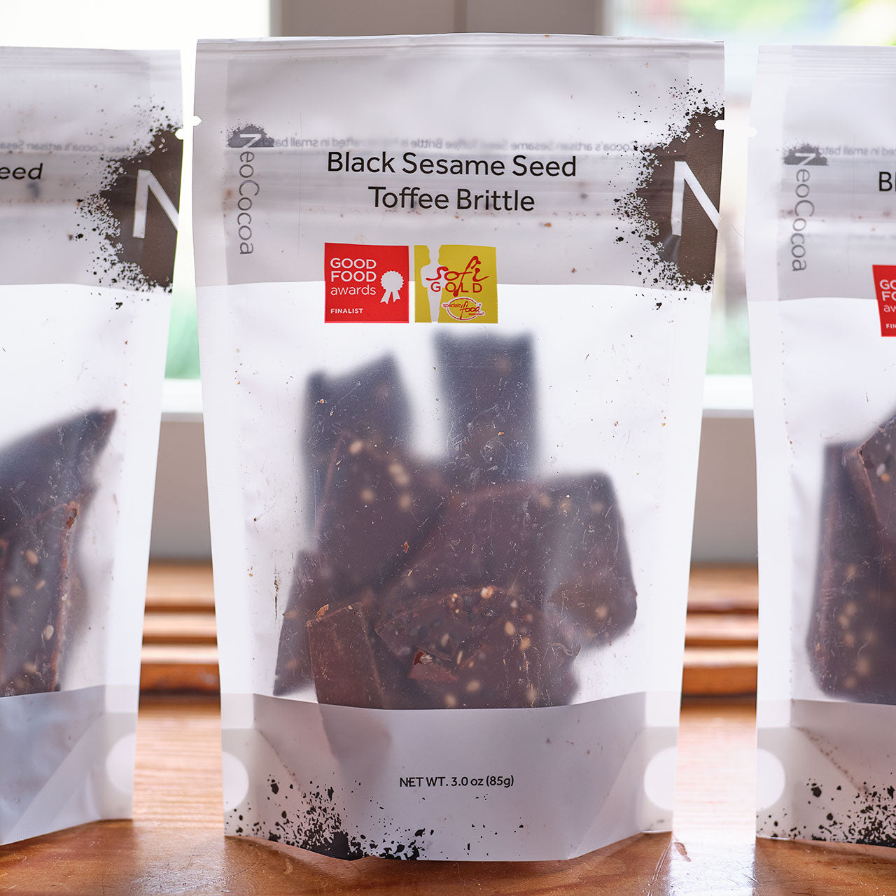 NeoCocoa Black Sesame Seed Toffee Brittle