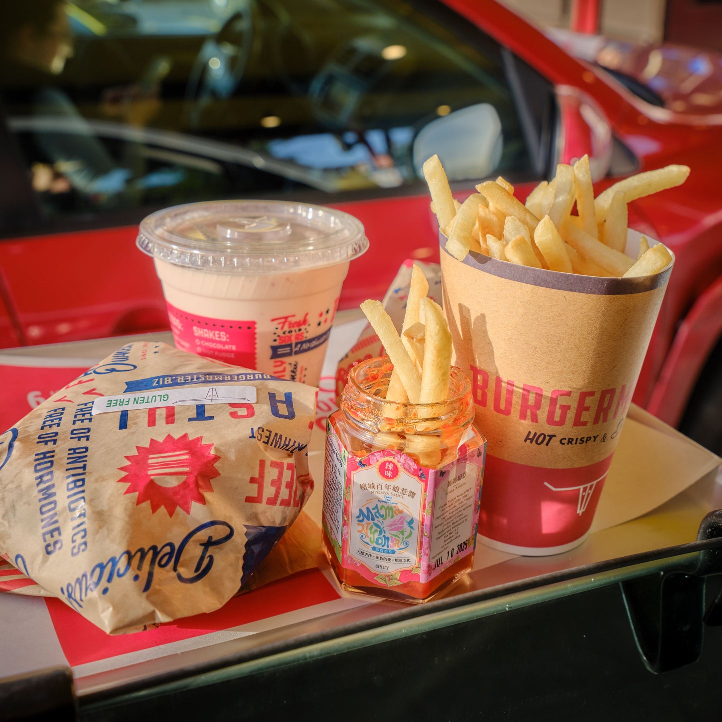Nyonya Sauce - Spicy burger