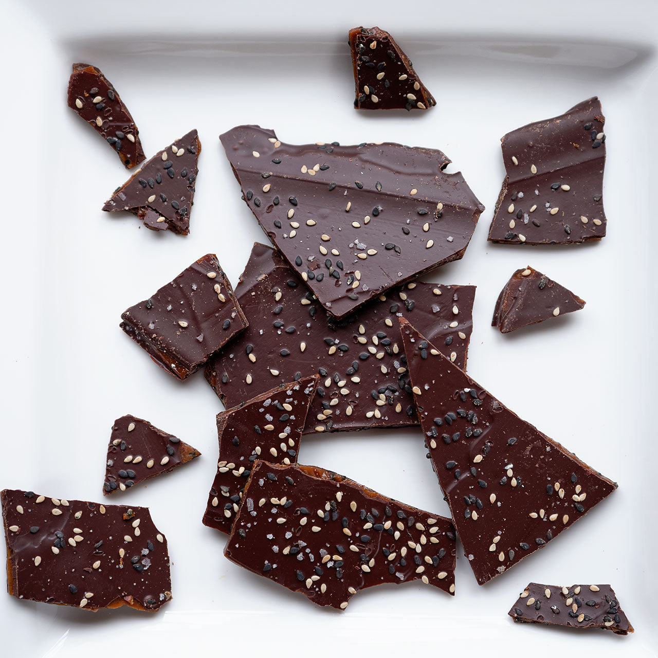 NeoCocoa Black Sesame Seed Toffee Brittle