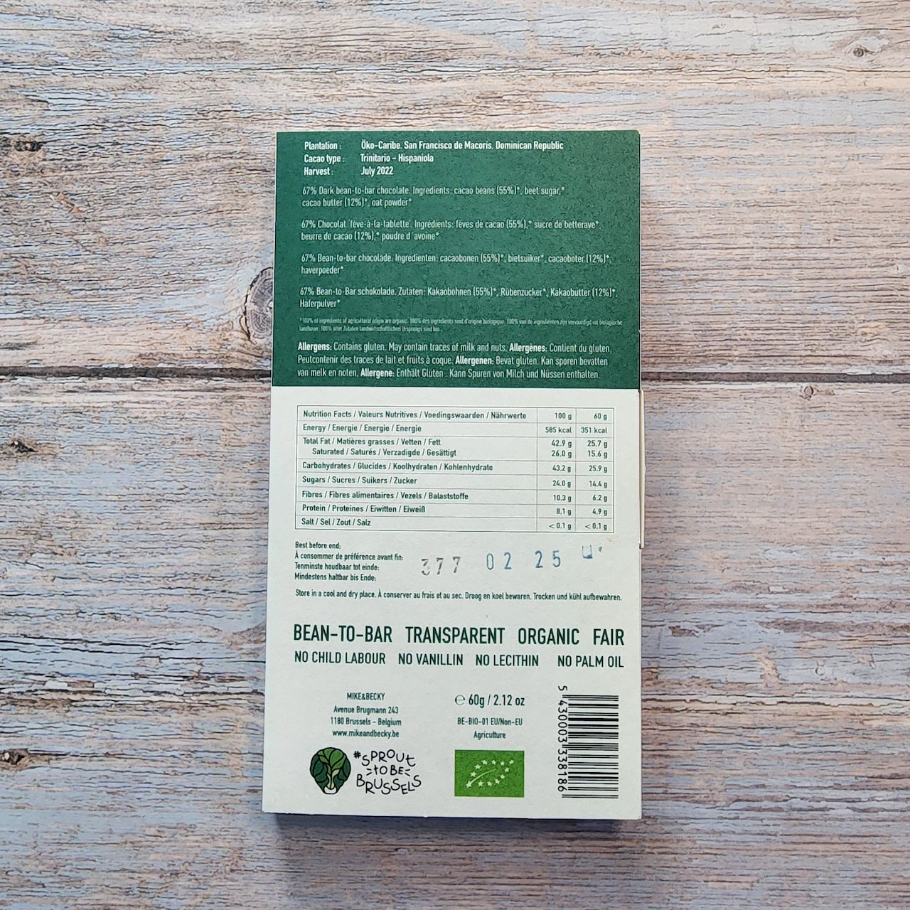 MIKE & BECKY Organic 67-Percent Creamy Oats Dark Chocolate Bar