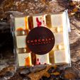 Chocolat Moderne Passion Fruit and Cardamom Caramel White Chocolate Bar