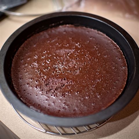 Simple Easy Chocolate Cake