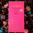 LEVELEZ 58% Frambuesas Raspberry Infused Dark Chocolate Bar