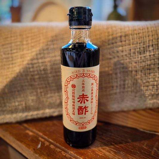 Akasu red vinegar