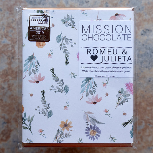 MISSION Chocolate Romeu and Julieta Cream Cheese White Bar with Guava