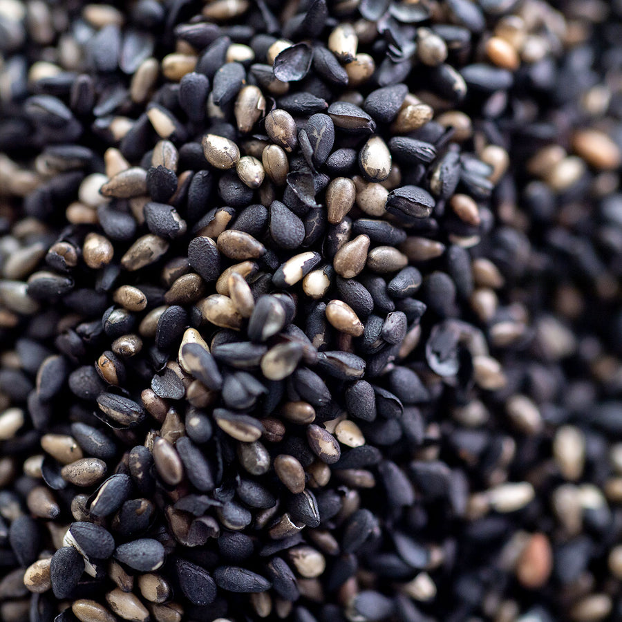 Wadaman Salty Roasted Black Sesame Seeds
